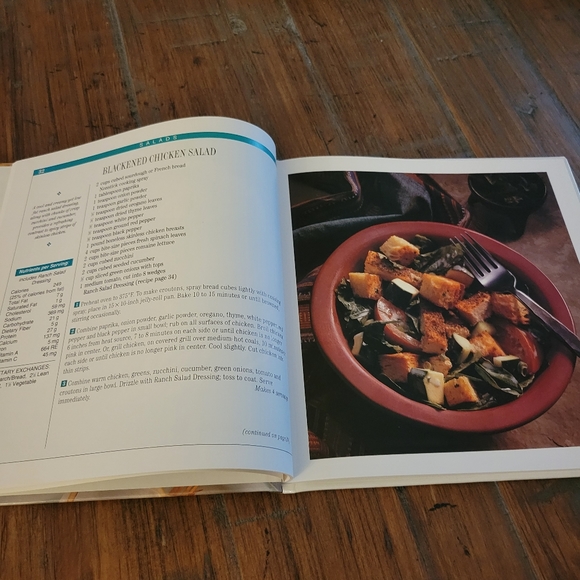 Light Cooking: Chicken Cookbook - Picture 5 of 6